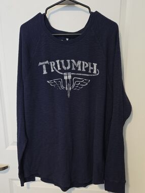 LUCKY BRAND XXL thermal Triumph Navy Long Sleeve Graphic Top. White Logo Xlnt.